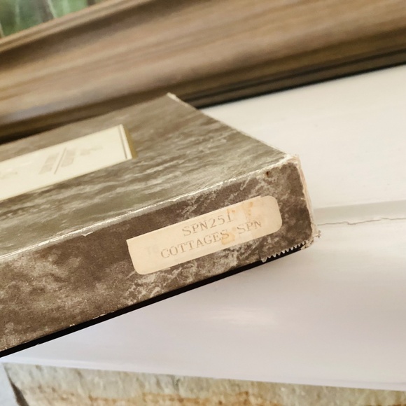 Vintage Cloverleaf Traditional Table Mats Cottages Set Of 6 England Cottagecore - Picture 4 of 15